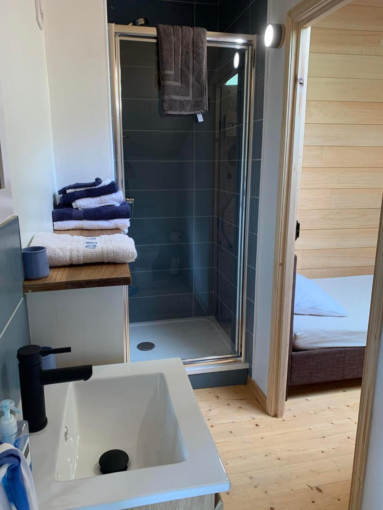 La Jariette Bed & Breakfast Airvault ภายนอก รูปภาพ