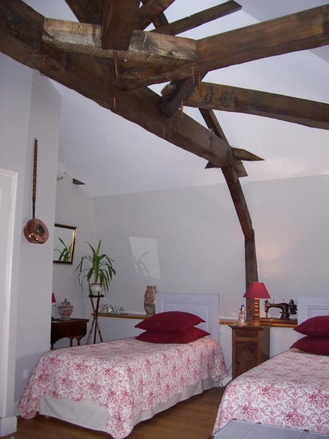 La Jariette Bed & Breakfast Airvault ภายนอก รูปภาพ